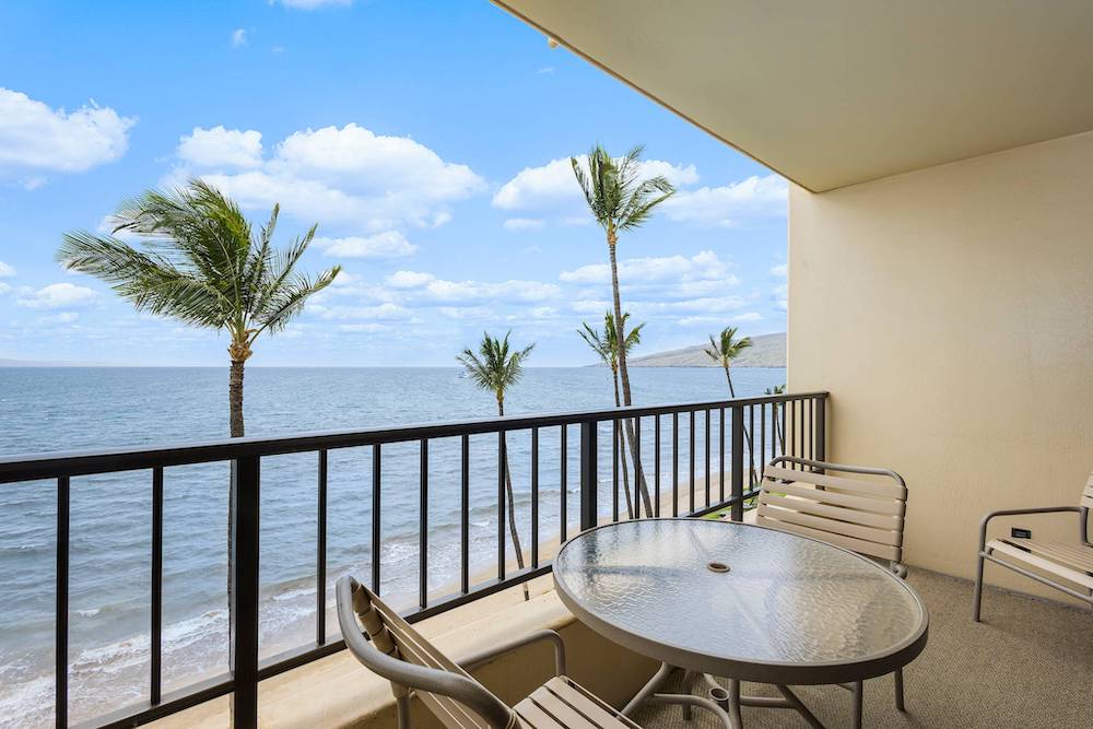 book your stay in maui with maui condo